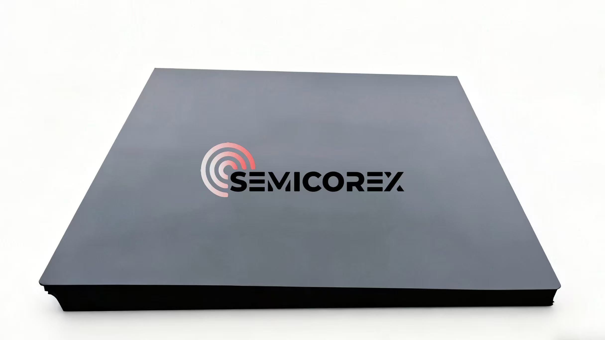 Jaké jsou vlastnosti černé keramiky z oxidu hlinitého